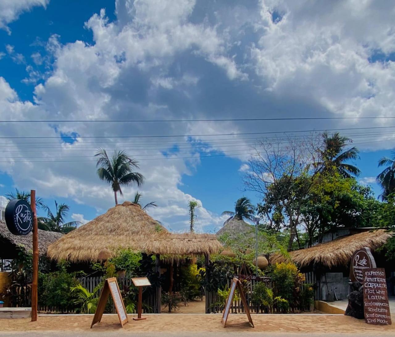 Rustic Cabanas & Restaurant アルガムベイ エクステリア 写真